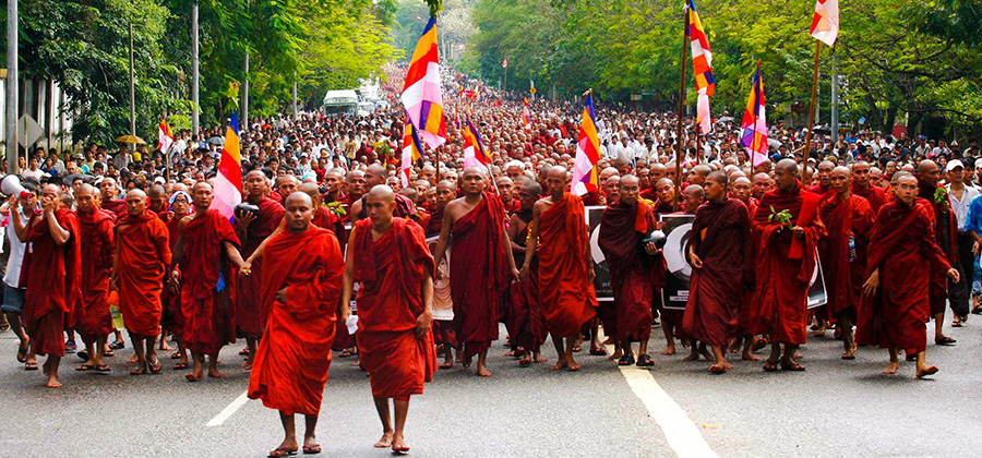 La Revolución Azafrán myanmar