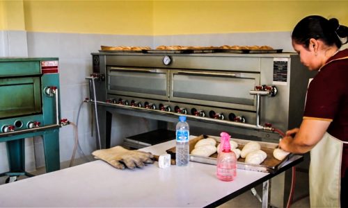 panaderia holy infant mae sot tailandia